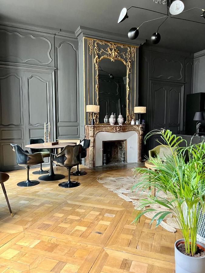 Splendide 2 Pièces 65m2 Particulier Xvii Ième Siècle-centre Historique Appartement