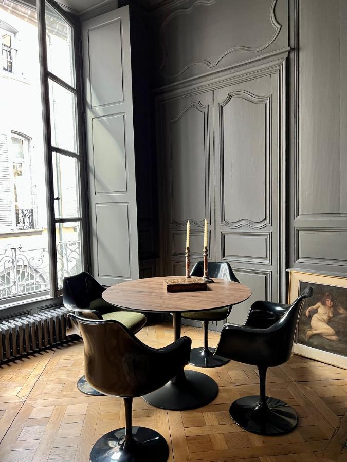 Appartement Splendide 2 Pièces 65m2 Particulier Xvii Ième Siècle-centre Historique
