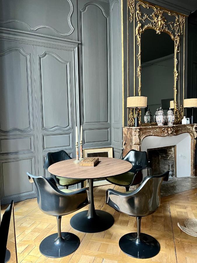 Splendide 2 Pièces 65m2 Particulier Xvii Ième Siècle-centre Historique *